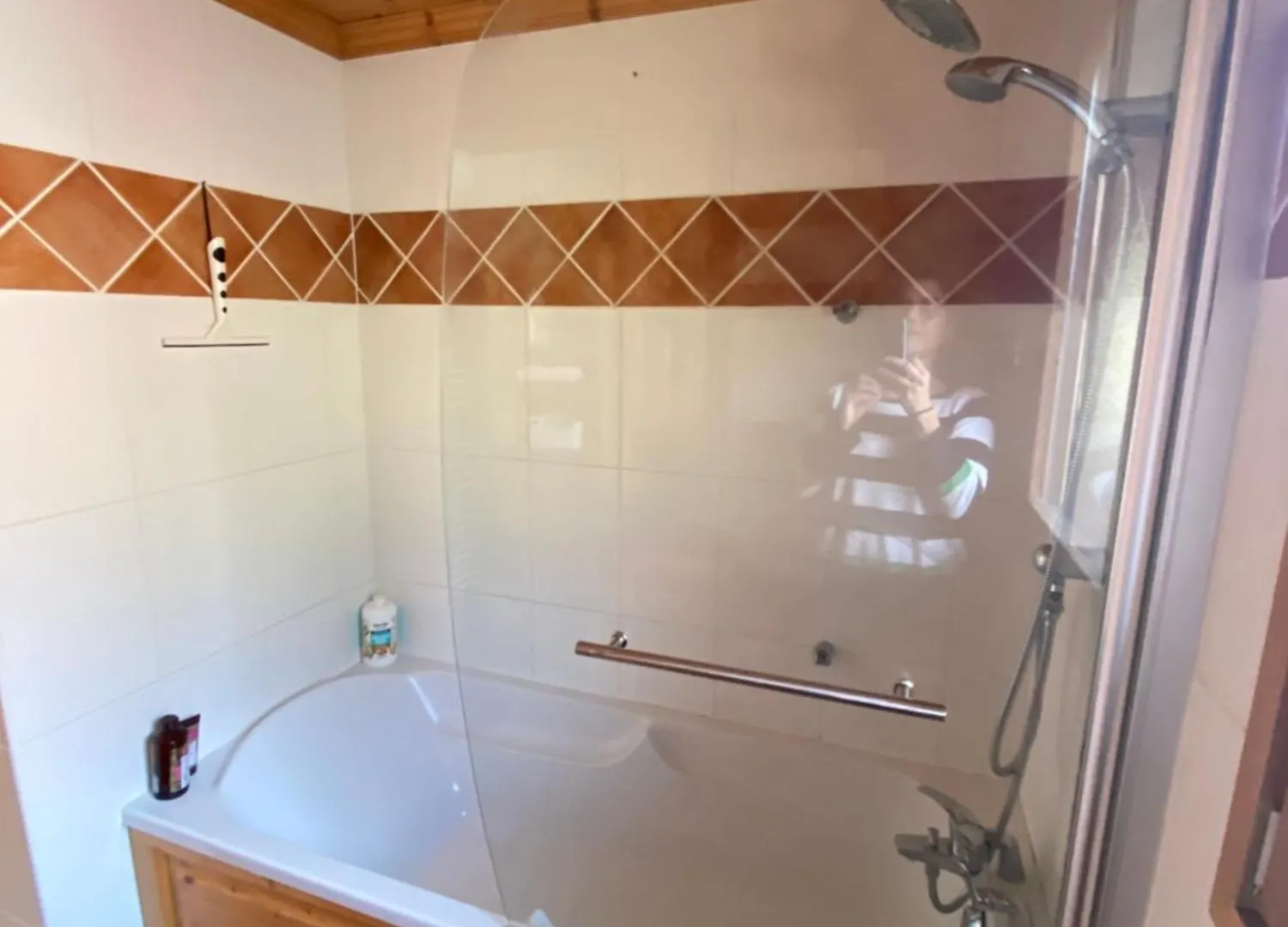 Charming Chalet In Passy